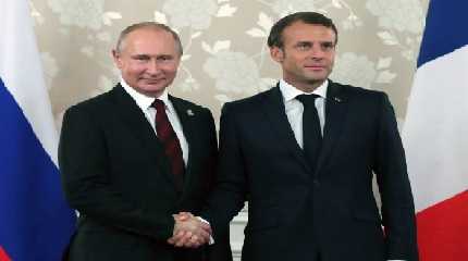 Macron n Putin