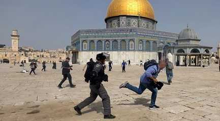 Israel forces storm Al-Aqsa