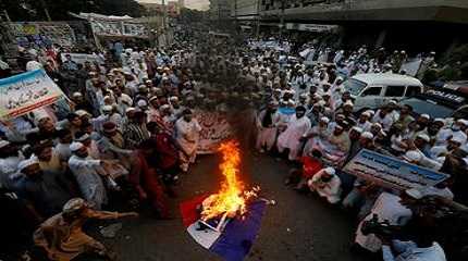 Muslims protest