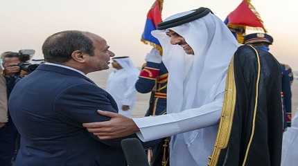 Tamim bin Hamad Al Thani welcomed by Abdel Fattah el Sissi