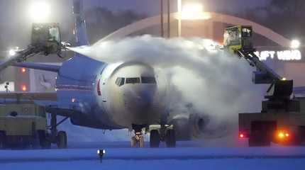 American Airlines plane is de iced