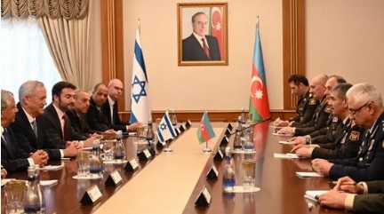 Benny Gantz n General Zakir Hasanov in Baku