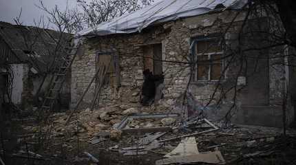 damaged house in Kalynivske