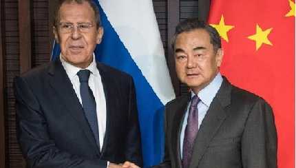 Wang Yi n Sergei Lavrov