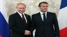 Macron n putin