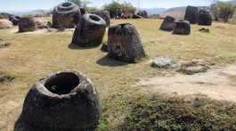  giant sandstone jars