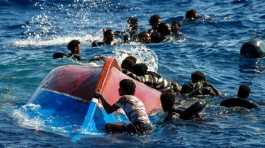 boat capsizes