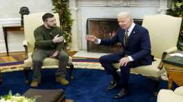 Joe Biden with  Volodymyr Zelenskyy