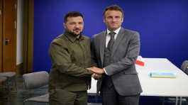 Ukraine's President Volodymyr Zelenskiy and French President Emmanuel Macron