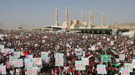 Supporters of the Houthi movement rally