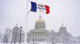 snow falls at the Iowa